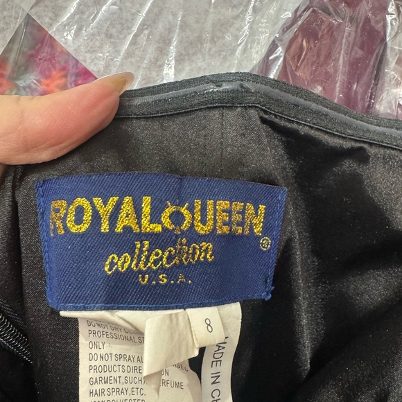 Classic Strapless Black Mermaid Gown - Picture 3 of 11